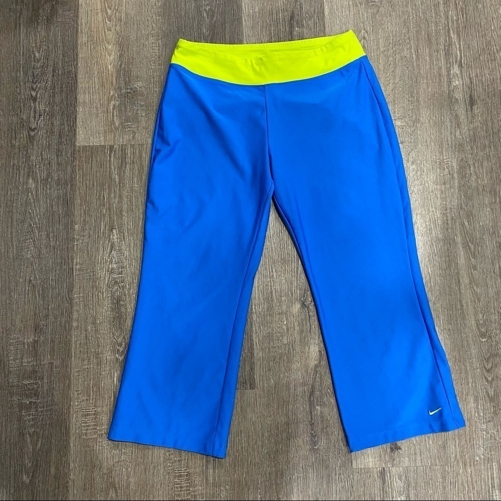 Nike Capri Shorts Tank Top Athletic Wear Set. I never got to wear it. - Picture 7 of 11